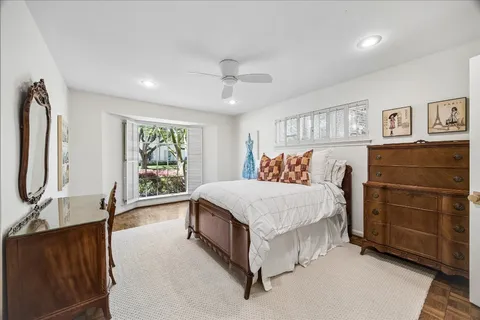 $1,950,000 | 907 Wild Valley Road, Houston, TX 77057