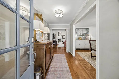 $1,950,000 | 907 Wild Valley Road, Houston, TX 77057