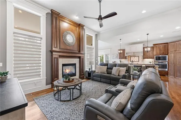 $775,000 | 24847 West 98th Street, Lenexa, KS 66227