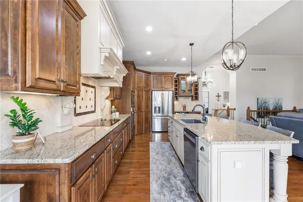 $775,000 | 24847 West 98th Street, Lenexa, KS 66227