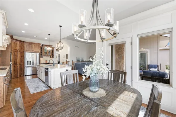 $775,000 | 24847 West 98th Street, Lenexa, KS 66227