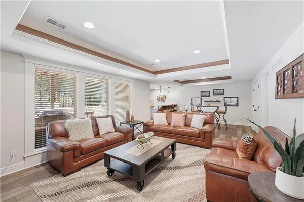 $775,000 | 24847 West 98th Street, Lenexa, KS 66227