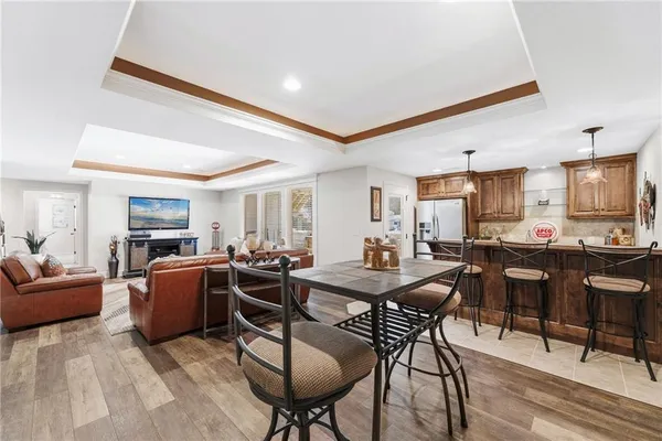 $775,000 | 24847 West 98th Street, Lenexa, KS 66227