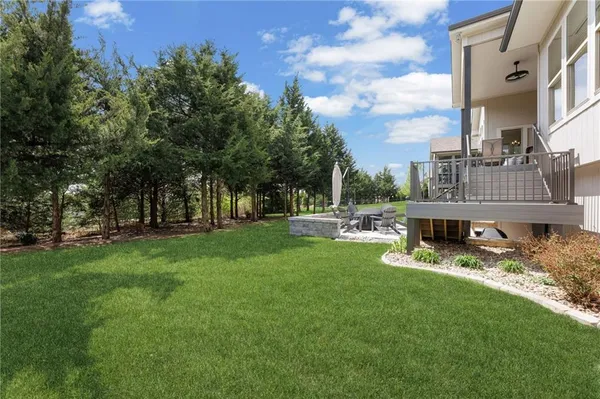 $775,000 | 24847 West 98th Street, Lenexa, KS 66227