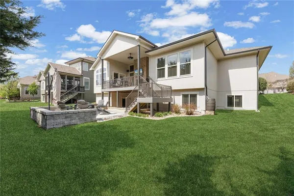 $775,000 | 24847 West 98th Street, Lenexa, KS 66227