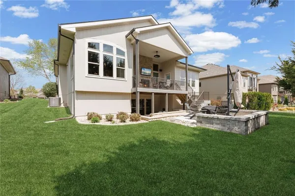 $775,000 | 24847 West 98th Street, Lenexa, KS 66227