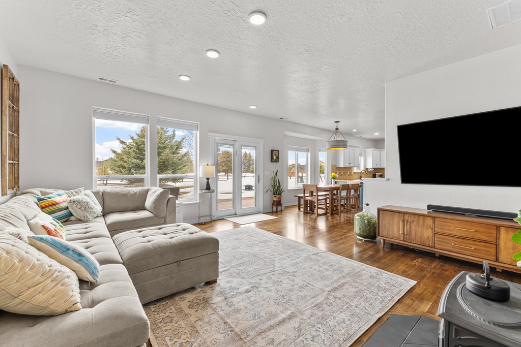 13247 Brookie Road McCall, ID 83638 - Photo 3 of 53