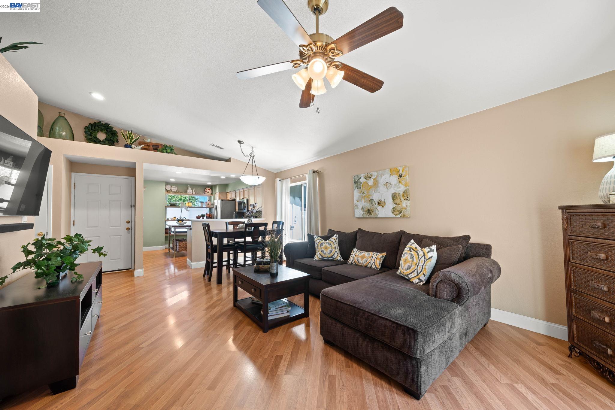 505 Powell Court Bay Point, CA 94565 - Photo 8 of 29 Gallery Image 8