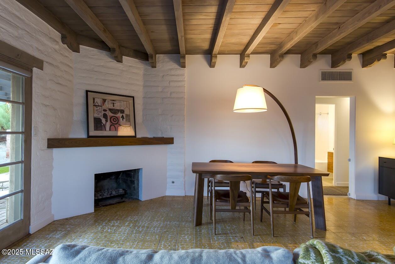 328 South Country Club Road Tucson, AZ 85716 - Photo 6 of 36 Gallery Image 6