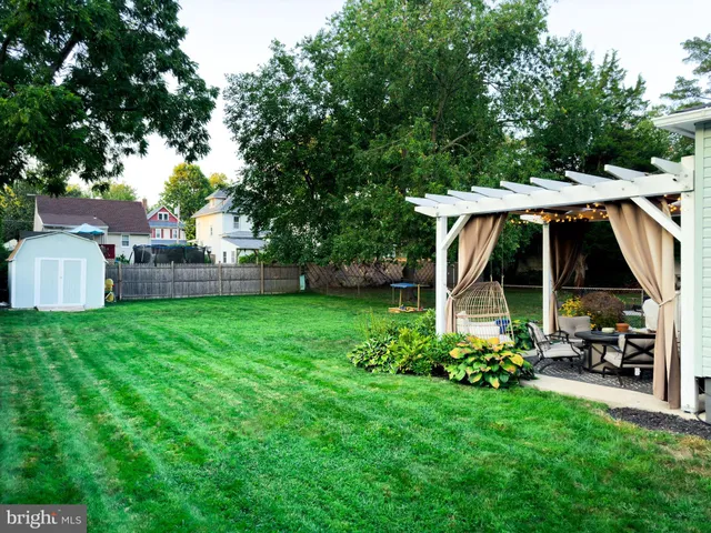 a view of outdoor space yard and deck