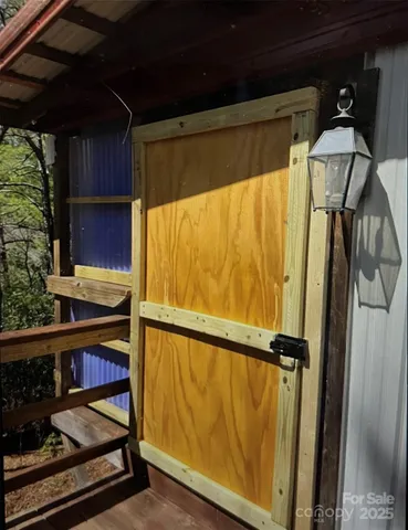 $89,700 | 475 Bear Cub Drive, Spruce Pine, NC 28777