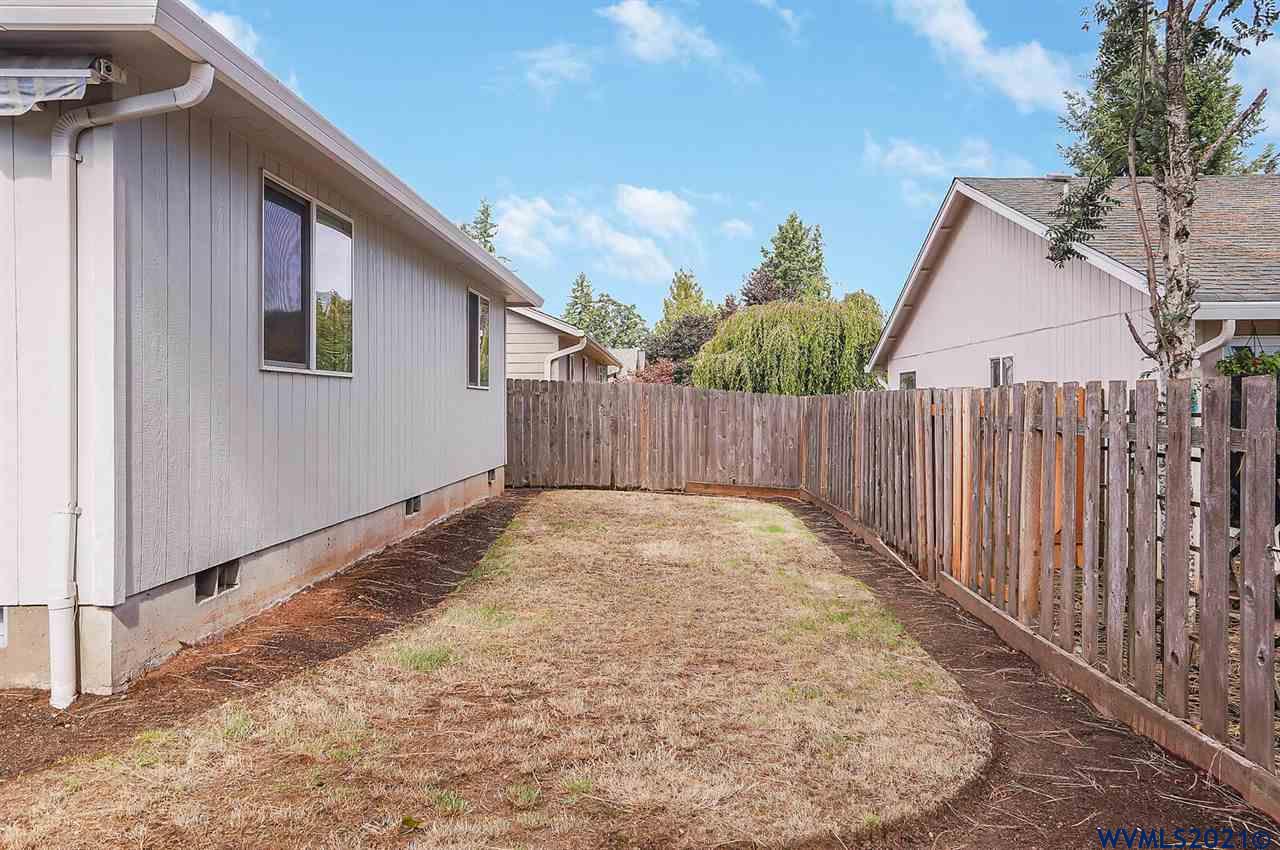 3898 Lone Oak Road Southeast Salem, OR 97302 - Photo 25 of 26 Gallery Image 25
