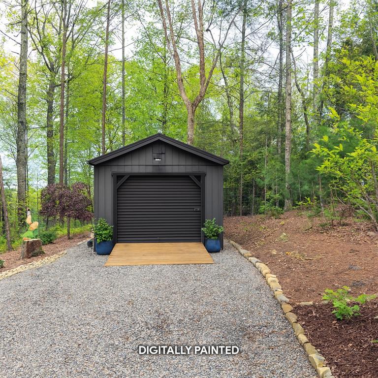 454 North Old Aska Road Blue Ridge, GA 30513 - Photo 4 of 33 a front view of a house with a yard