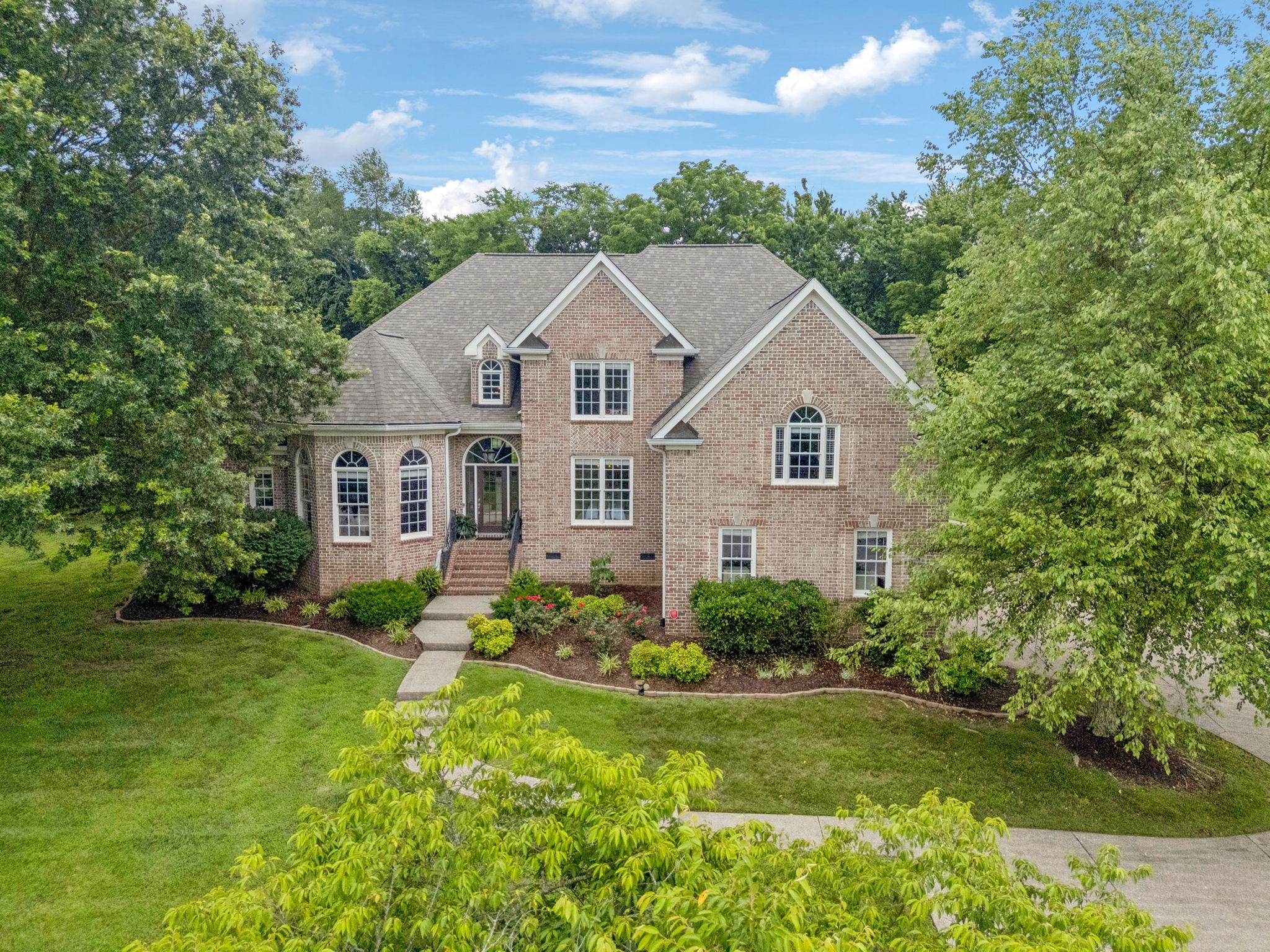 1609 Ridley Court Franklin, TN 37064 - Photo 2 of 96 Gallery Image 2