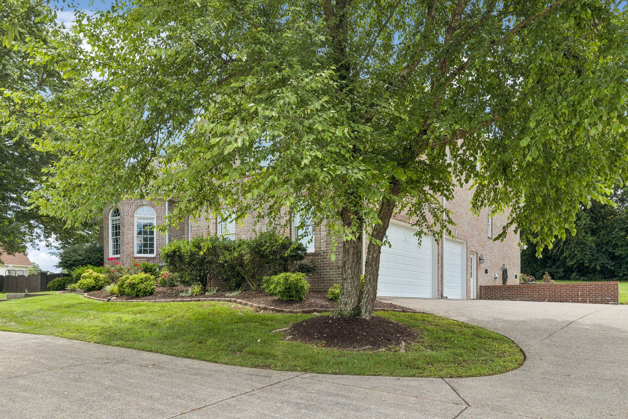 1609 Ridley Court Franklin, TN 37064 - Photo 5 of 96 Gallery Image 5