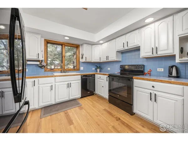 $1,165,000 | 14 Sundown Trail, Nederland, CO 80466