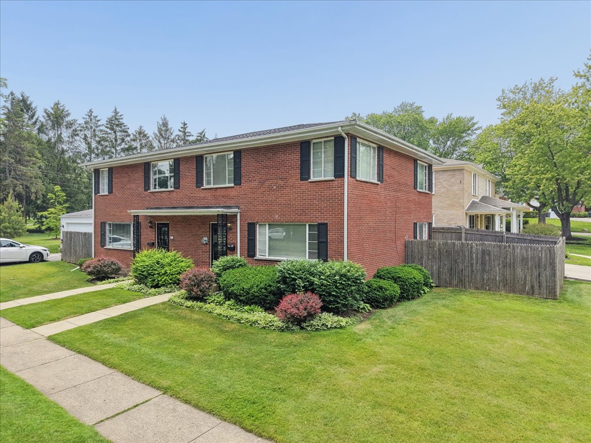 40 South Maywood Road, Unit 40 Lake Forest, IL 60045 - Photo 19 of 25