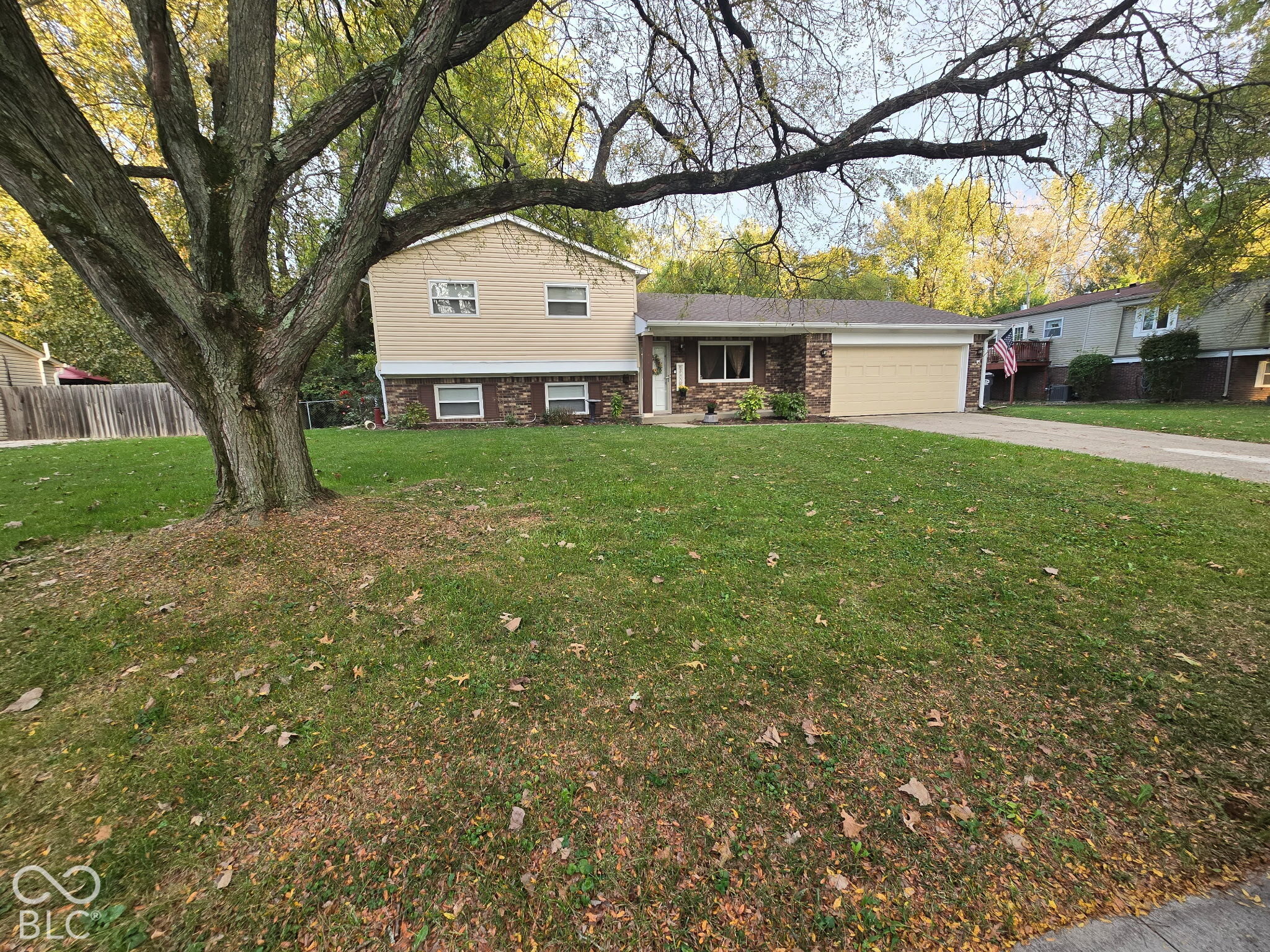 969 Stonegate Road Greenwood, IN 46142 - Photo 1 of 20 Gallery Image 1
