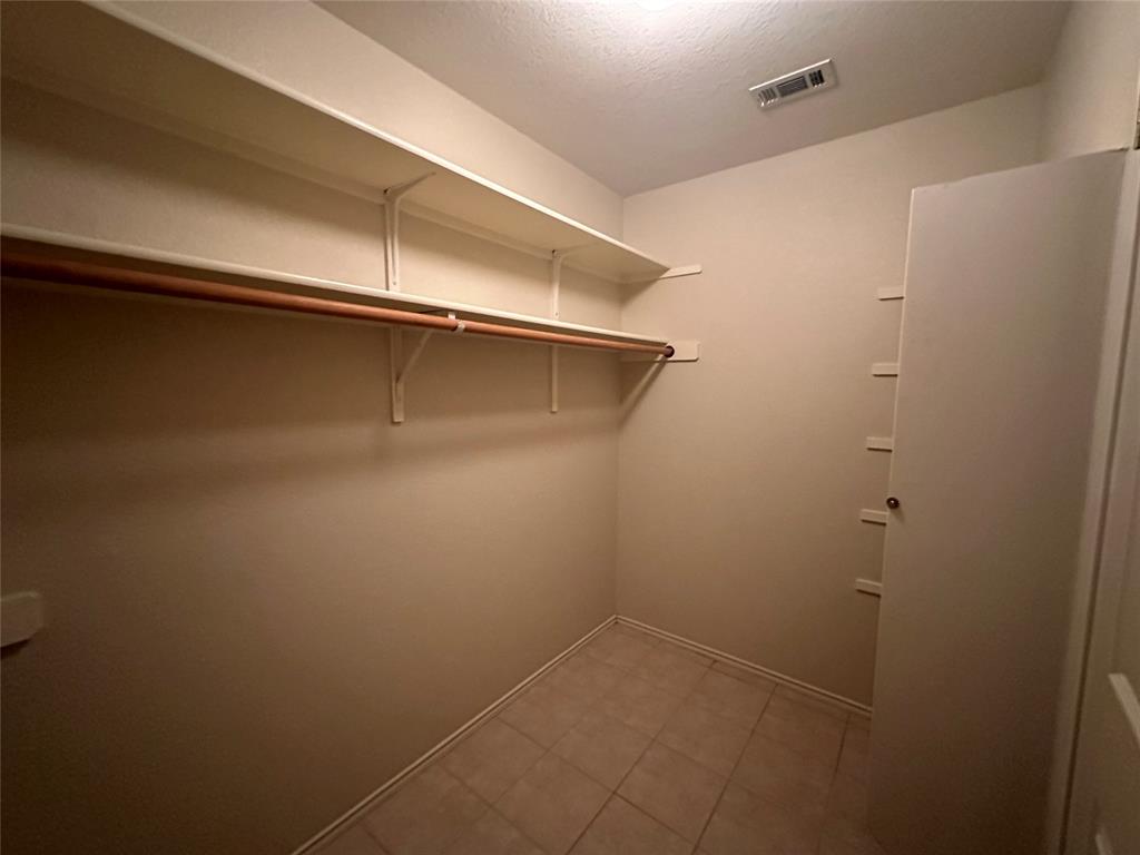 706 Luke Lane Leander, TX 78641 - Photo 11 of 19 Primary Closet