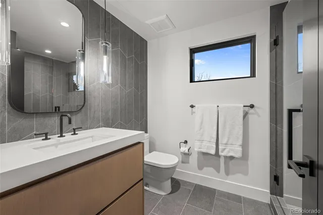 $8,995,000 | 600 South Franklin Street, Denver, CO 80209