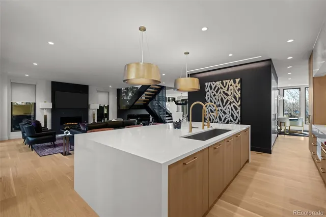 $8,995,000 | 600 South Franklin Street, Denver, CO 80209