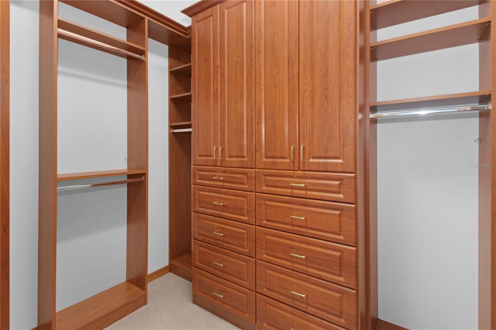 400 Interlachen Court DeBary, FL 32713 - Photo 30 of 42 a view of walk in closet