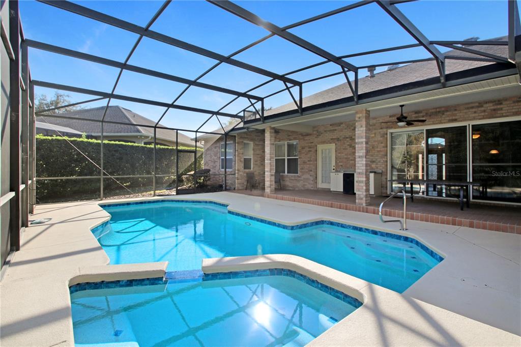 400 Interlachen Court DeBary, FL 32713 - Photo 39 of 42 a view of a swimming pool with a patio