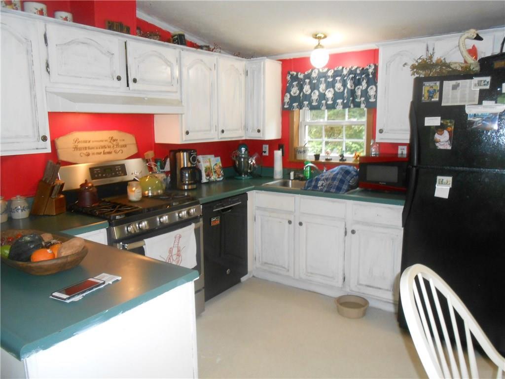 222 Cushing Road Cushing, ME 04563 - Photo 2 of 16 Kitchen with New Stove
