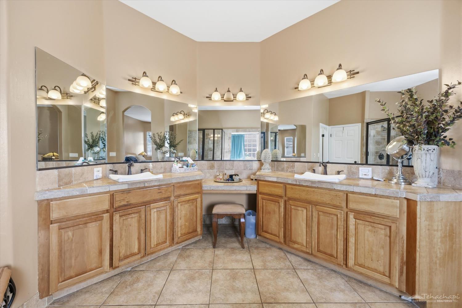 20475 Pinon Canyon Road Tehachapi, CA 93561 - Photo 38 of 55 Gallery Image 38