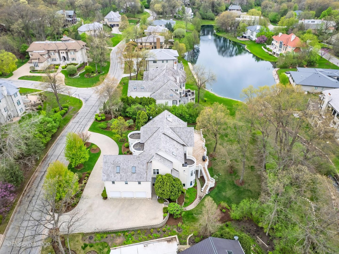 9487 Falling Waters Drive West Burr Ridge, IL 60527 - Photo 5 of 22