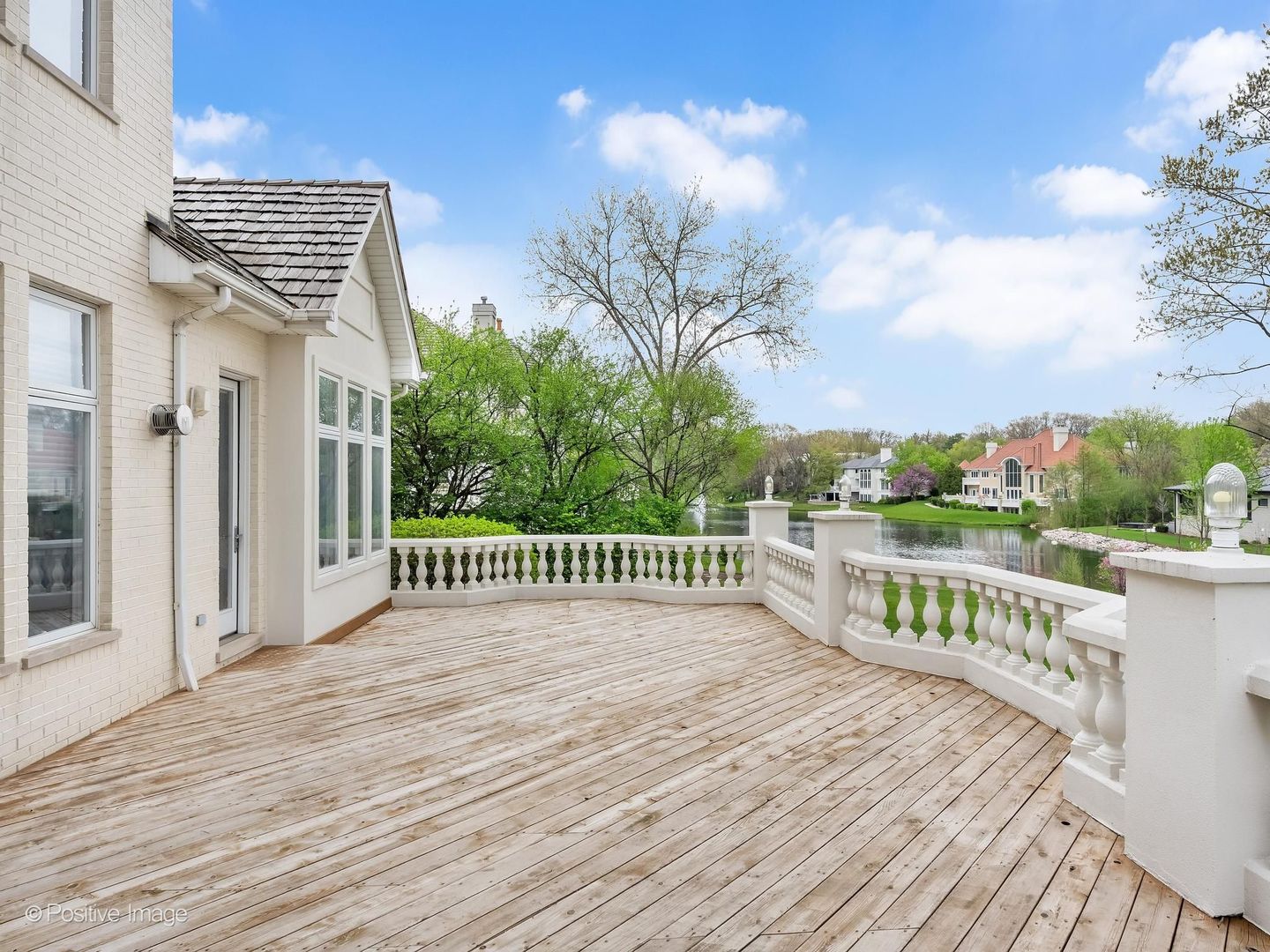 9487 Falling Waters Drive West Burr Ridge, IL 60527 - Photo 8 of 22