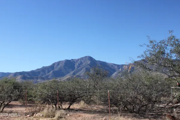 $349,900 | 6370 South Jaxel Road, Hereford, AZ 85615