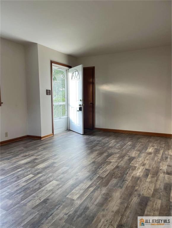 1601 West 7th Street Piscataway, NJ 08854 - Photo 3 of 14