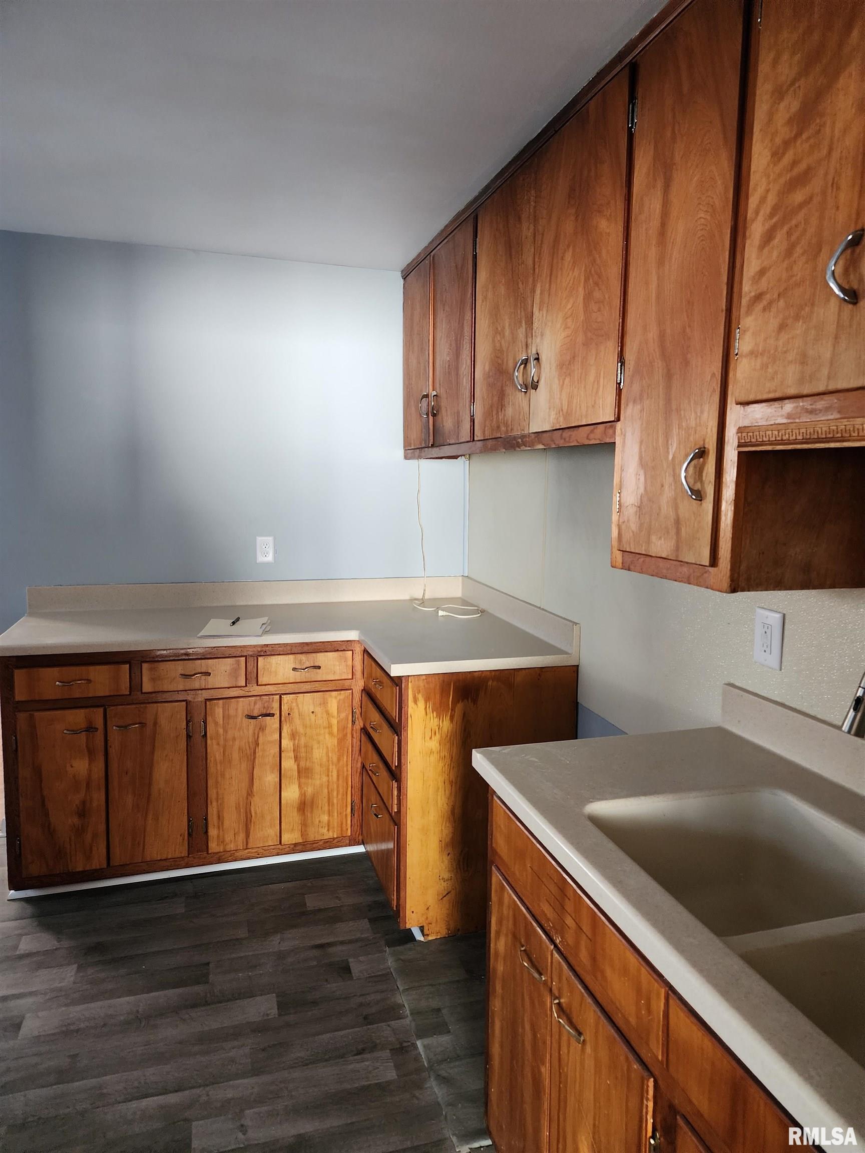 502 North Stephens Avenue Springfield, IL 62702 - Photo 11 of 52 Gallery Image 11