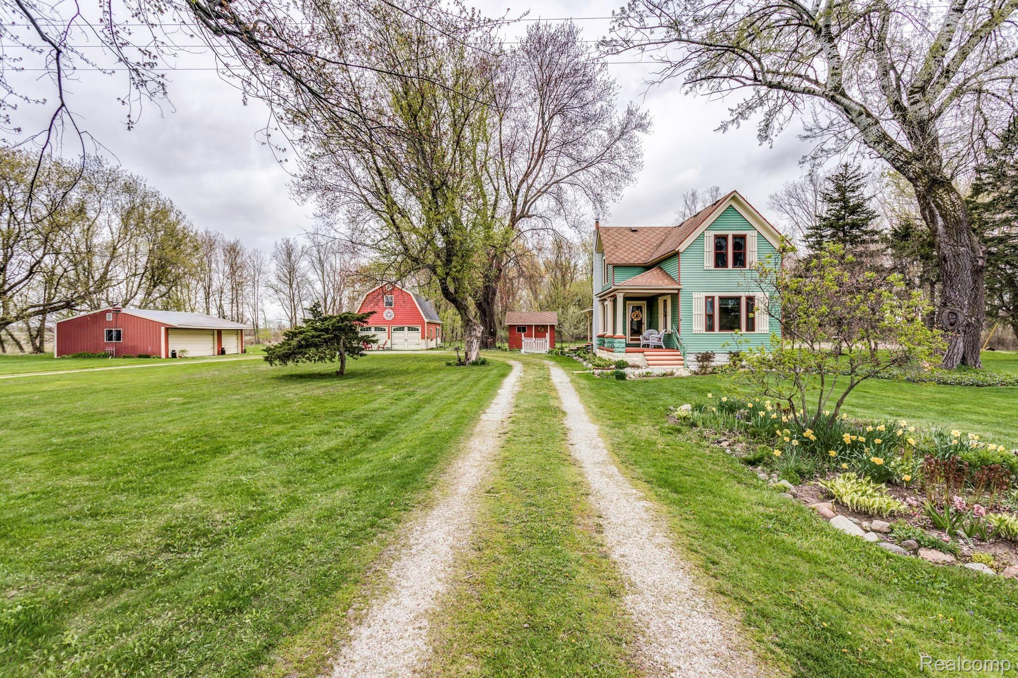 9176 Dolan Road Columbus, MI 48063 - Photo 11 of 42 9176 Dolan Rd-2.jpg