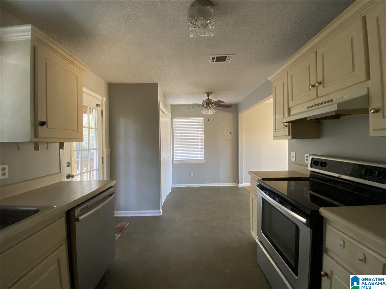 9796 Silley Dean Road Pinson, AL 35126 - Photo 5 of 15