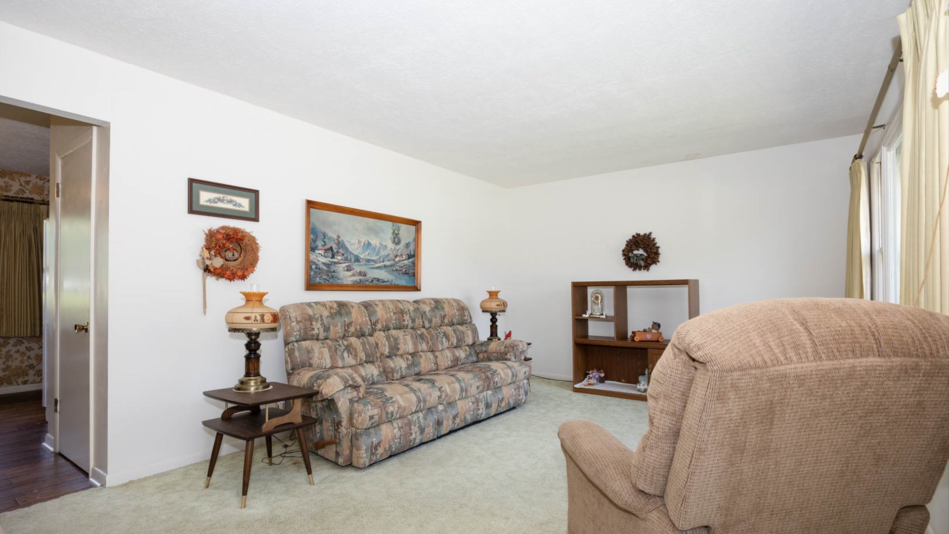 1209 Spear Drive Normal, IL 61761 - Photo 2 of 31 a living room with furniture and a window