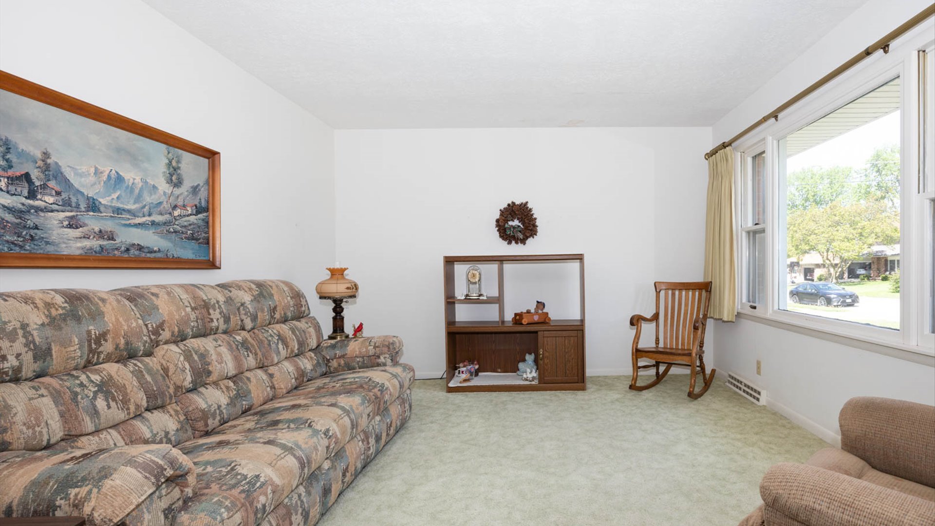 1209 Spear Drive Normal, IL 61761 - Photo 3 of 31 a living room with furniture and a window