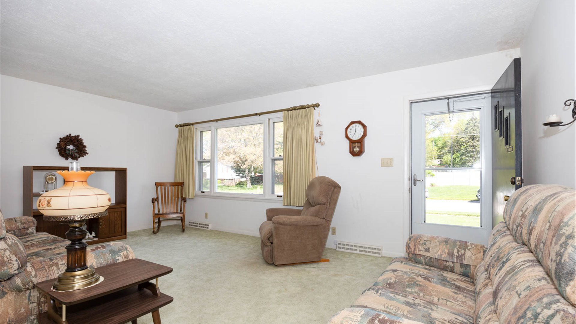 1209 Spear Drive Normal, IL 61761 - Photo 6 of 31 a living room with furniture and a window