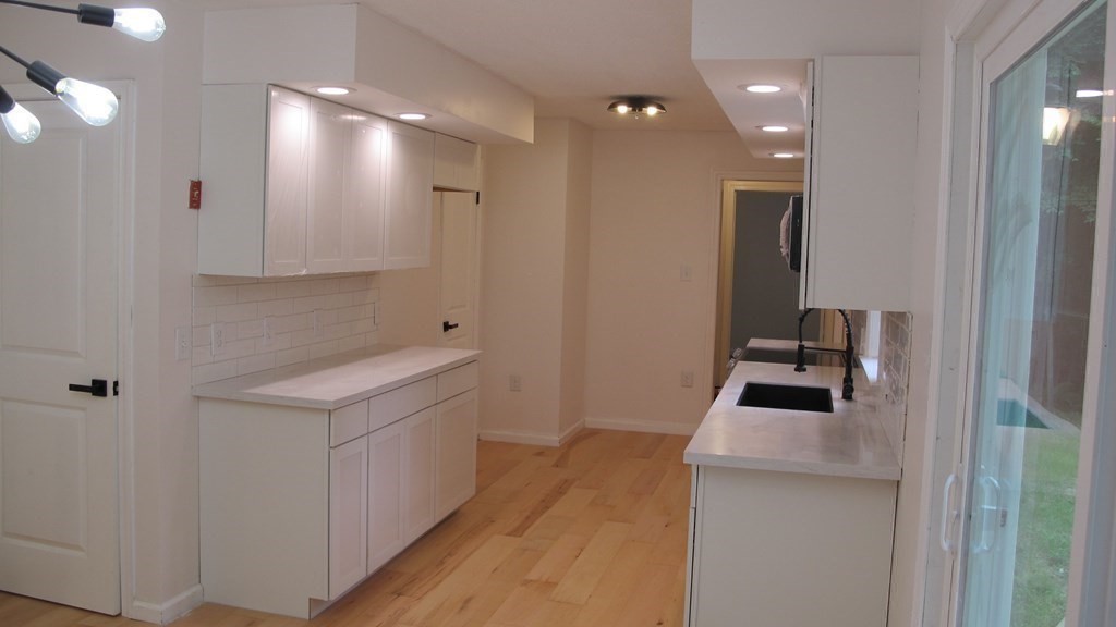 290 Hardwick Road Petersham, MA 01366 - Photo 9 of 37