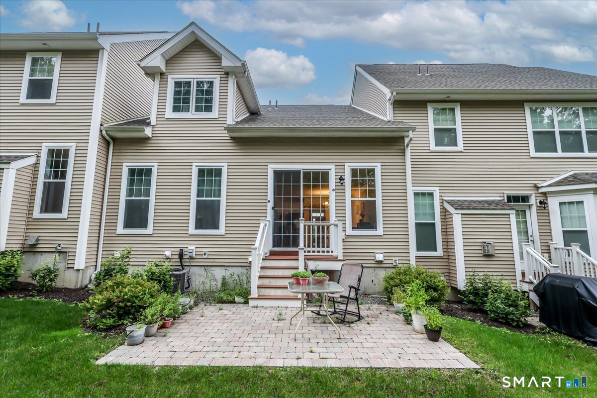 18 Hunting Ridge Lane, Unit 18 Bethel, CT 06801 - Photo 34 of 37 Gallery Image 34