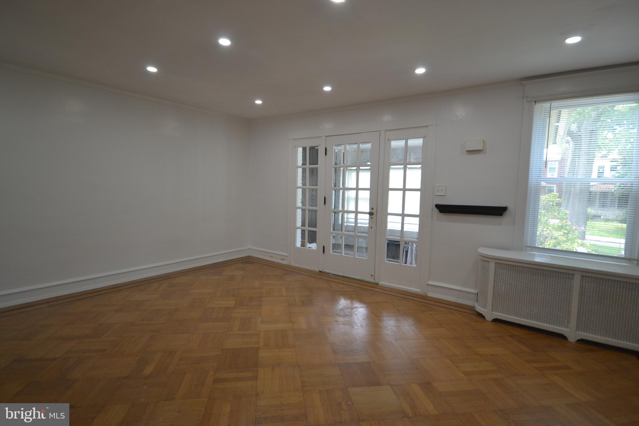 320 East Phil Ellena Street Philadelphia, PA 19119 - Photo 6 of 23