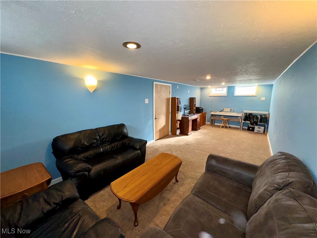 29119 Barjode Road Eastlake, OH 44095 - Photo 29 of 39 Gallery Image 29