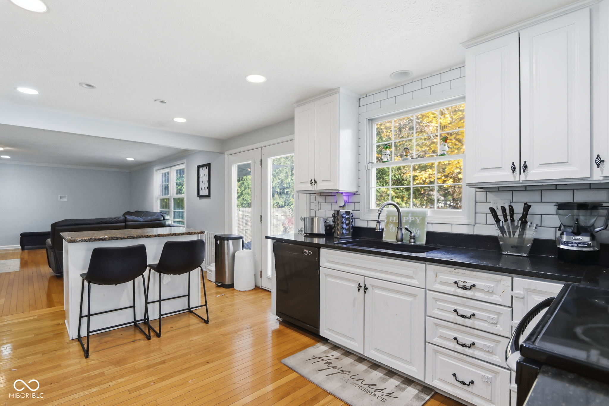 9111 Ditch Road Indianapolis, IN 46260 - Photo 14 of 57