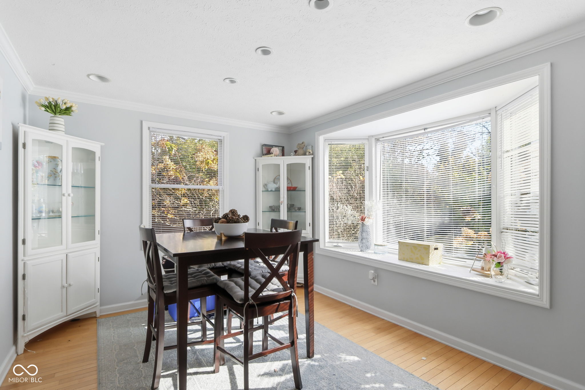 9111 Ditch Road Indianapolis, IN 46260 - Photo 7 of 57