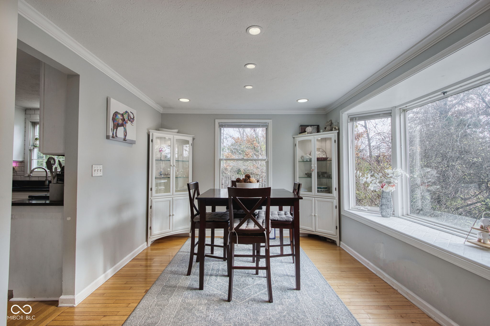 9111 Ditch Road Indianapolis, IN 46260 - Photo 8 of 57