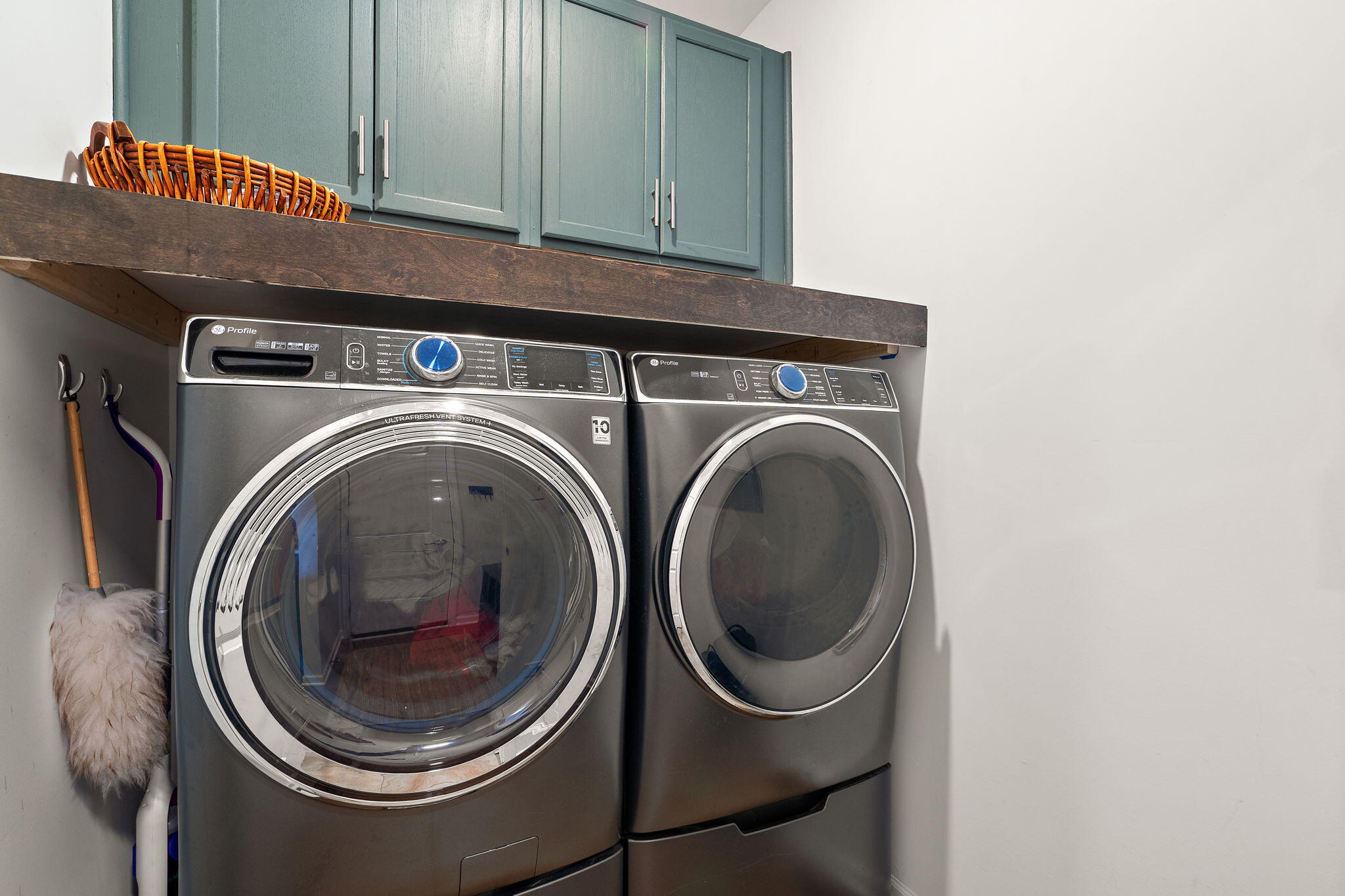 11343 Clyde Drive Crown Point, IN 46307 - Photo 22 of 51 2048x1365