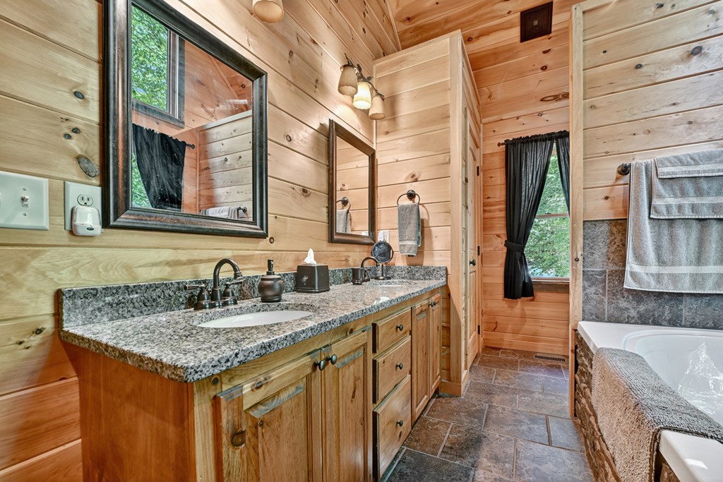 839 Green Ridge Road Blue Ridge, GA 30513 - Photo 18 of 54 Gallery Image 18