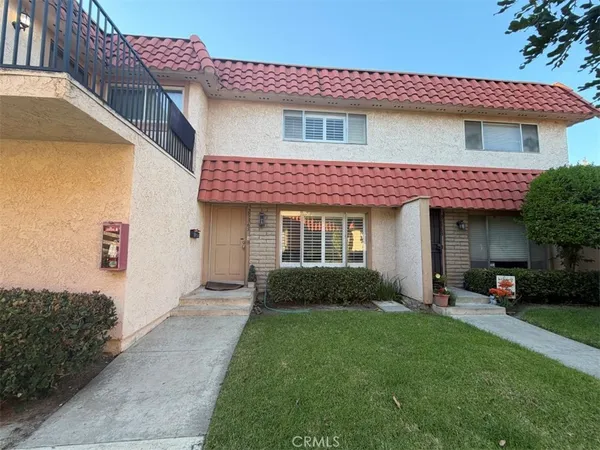 $539,900 | 25365 Vía Verde, Unit 3, Lake Forest, CA 92630