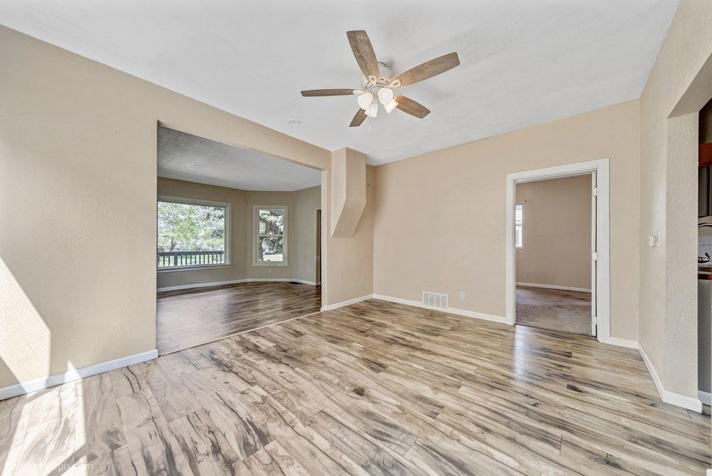 2023 West Sharp Avenue Spokane, WA 99201 - Photo 5 of 30